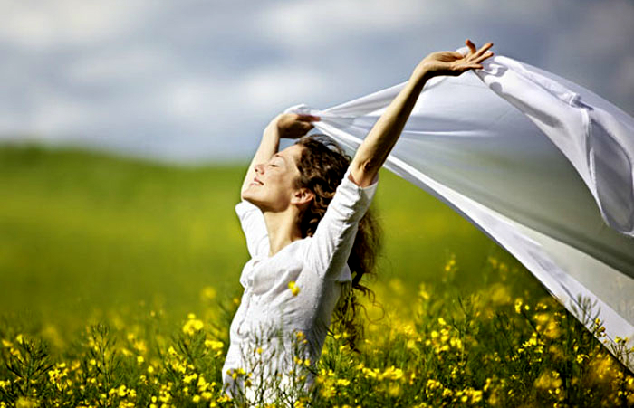 باحث ألماني يؤكد أن معظم الناس يجهلون سر السعادة