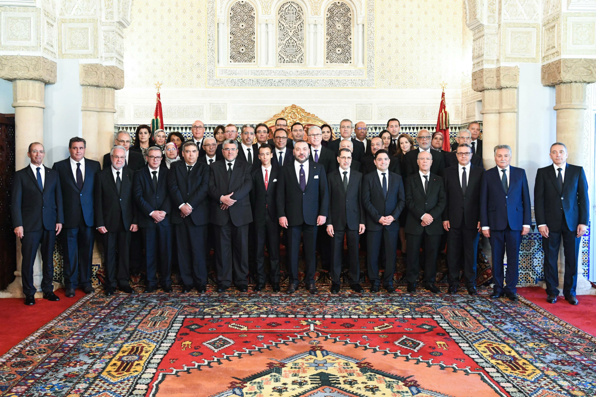 بالأرقام – الأجــــــور التفصيلية لرئيس الحكومة ووزرائه وطاقمه الاداري