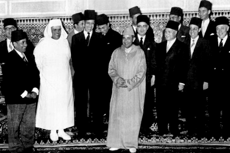 من البكّــاي إلى العثمانـــي – بنيس يغوص في تاريخ الحكومات المغربية