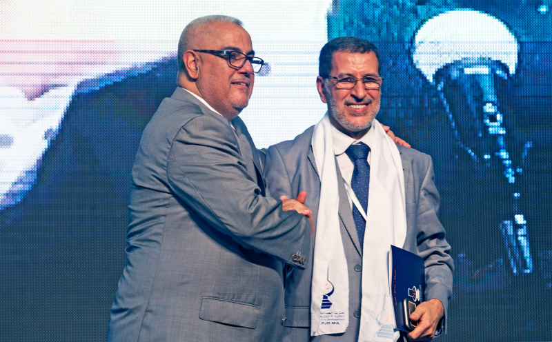 العثمانــــي يشرع في التخلص من الموالين بنكيران