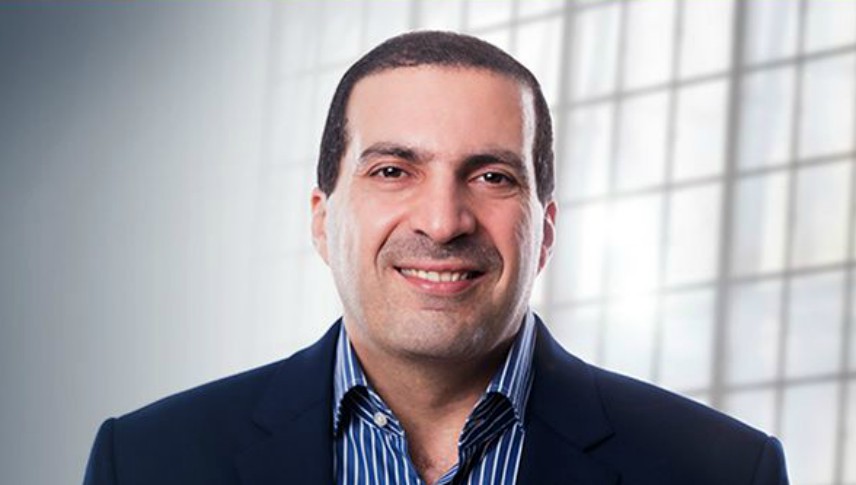 عمرو خالد … هكذا صقلت المهن الشاقة شخصية نبي الإسلام