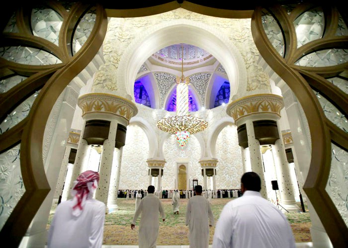 الإمارات العربية المتحدة راهنت على تجديد وتطوير الخطاب الدينــــــي