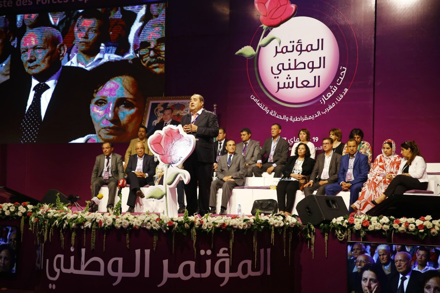 لشكر يزيح معارضيه … وصحافيــــــــــــــون يتصدرون مكتب قيادة الوردة