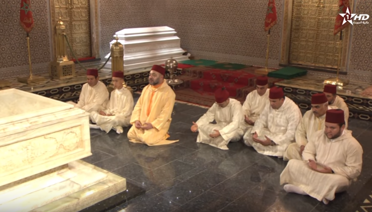 الملك يترحّم على روح جدّه محمد الخامس