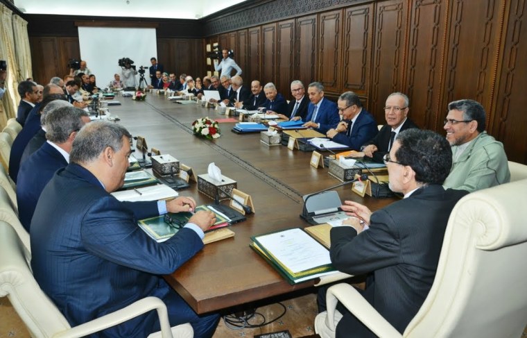 إجتمـــاع الحكومة بشأن حراك الريــــف … تمخض الجمل فولد فــــأرا