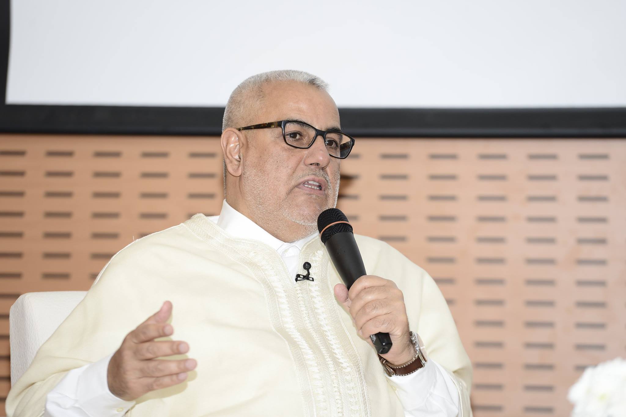 موقــــع حزب العدالة والتنمية يدعو ابن كيران للرحـــيــــل !