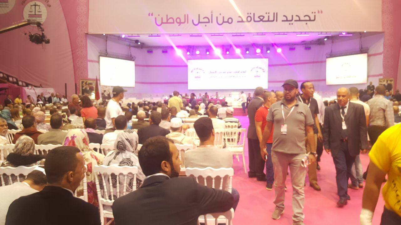 بعد الصحون الطائرة … الاستقـــلال يختتم أشغال مؤتمره بالمصادقة على البيان الختامي