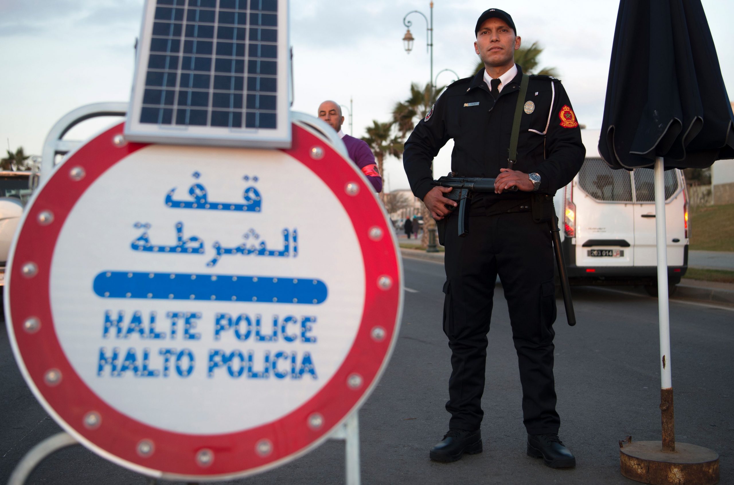شرطي بتطوان يتعرض لهجوم مباغث من طرف هذا الشخص