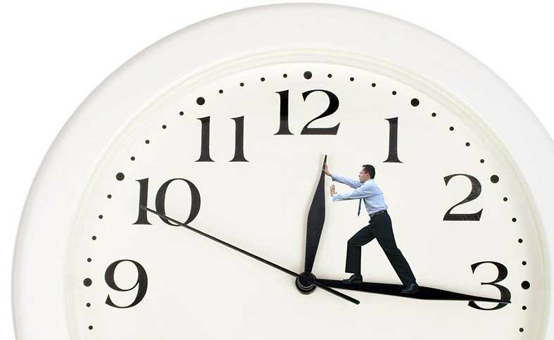 تذكيــــــــر … موعد الرجوع إلى الساعة القانونية للمملكـــــــة