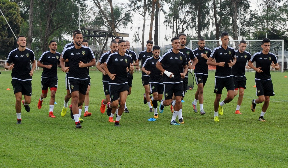 المغــــــــــــــــرب و كوت ديفوار … عناصر المنتخب الوطني يتمتعون بمعنويات عالية