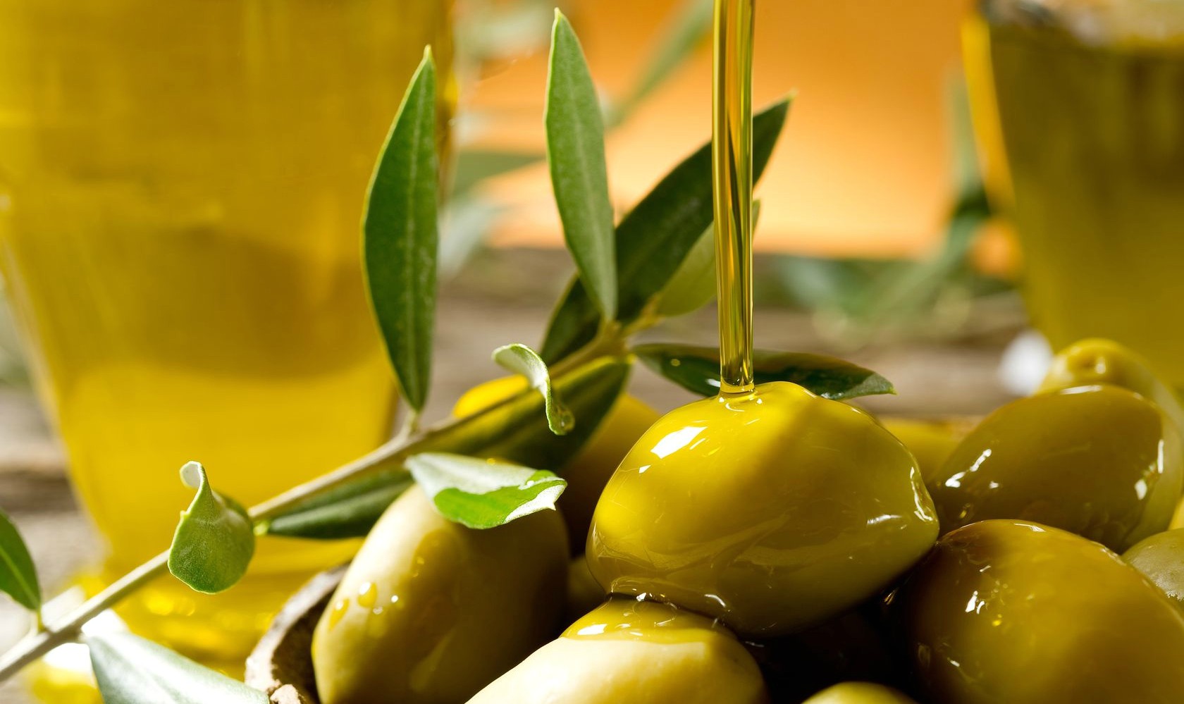 المغـــــــــــرب يتطلع لإنتاج قياسي من زيت الزيتون رغم الجفاف
