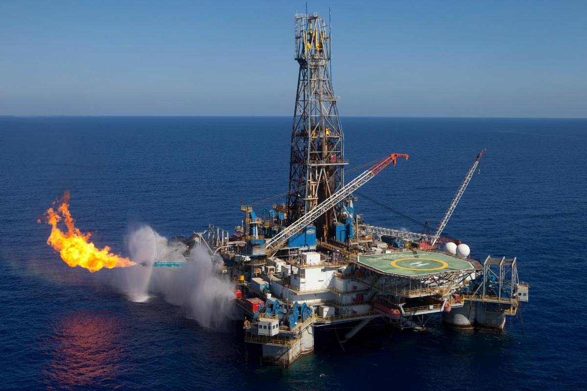 العثماني يكشف خارطة طريق التنقيب عن البترول والغاز بالمغرب