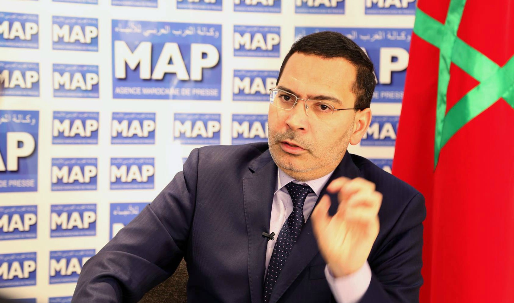 الحكومة تشرع في التوصل بعرائض المواطنين وهذه أولها