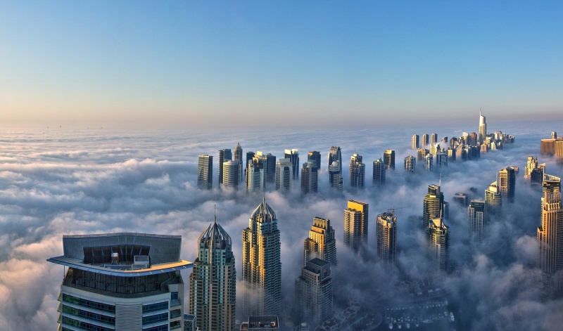 الإمارات تعالج مناخها الجاف باستخدام الذكاء الاصطناعي