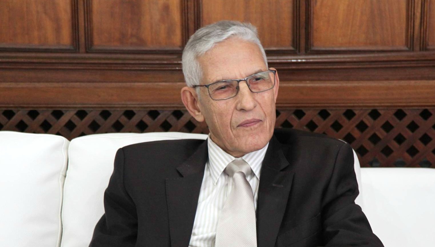 الداودي في قلب عاصفة … غضب كبير في”البيجيدي” وقرار “حاسم” ينتظره