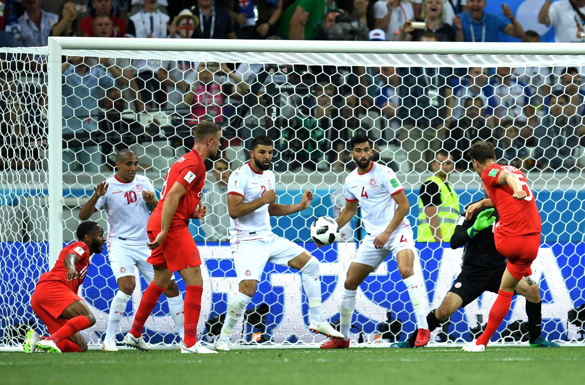   فوز في آخر الدقائق لمنتخب انجلترا على حساب نسور قرطاج (2-1)
