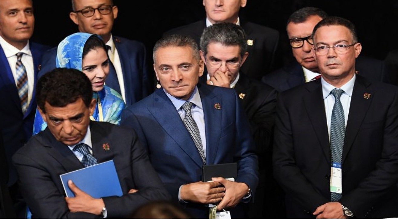 رئيس الحكومة يحيي “احترافية” لجنة موروكو 2026