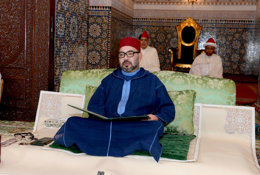 أمير المؤمنين يترأس بالرباط الدرس الثامن من سلسلة الدروس الحسنية الرمضانية وحفل إحياء ليلة القدر المباركة