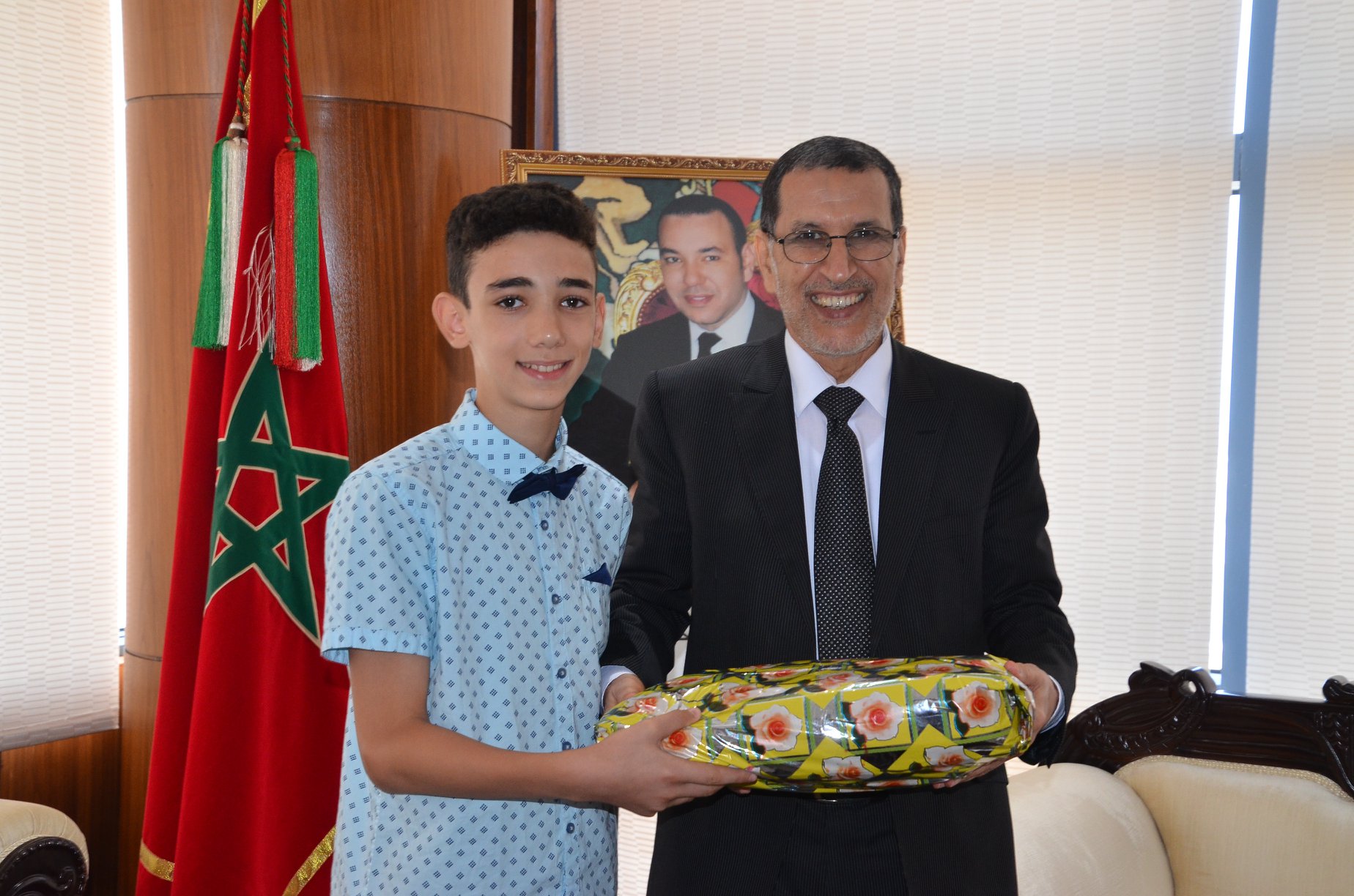   رئيس الحكومة يستقبل التلميذ محمد براء حداشة الحاصل على معدل 10/10 في موحد السادس الابتدائي