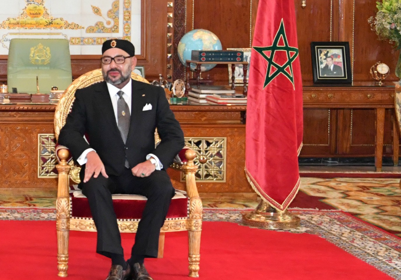 جلالة الملك يدعو إلى الانكباب بكل جدية ومسؤولية لوقف هدر طاقات الشباب