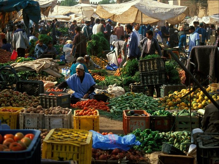 السوق الأسبوعي (تلات) “بأيت اورير” يشهد تدخل السلطات هذا الصباح