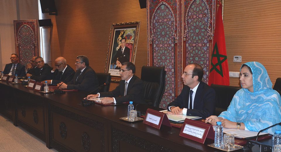 رئيس الحكومة … متشبثون بإنجاح الحوار الاجتماعي حالا ومستقبلا 
