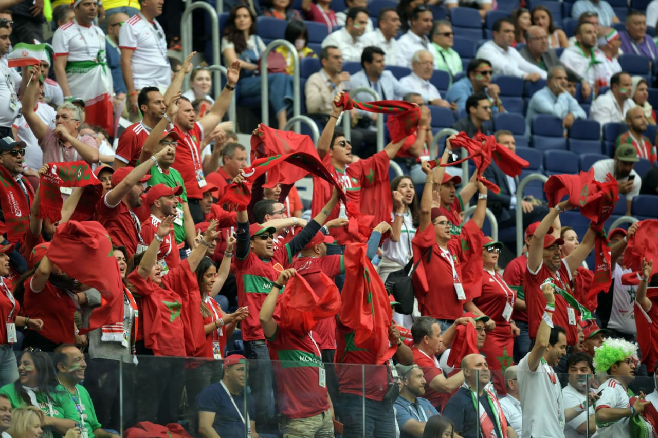 المنتخب المغربي يفك أخيرا شفرة تفوق المنتخب الكاميروني و يسعد الجماهير المغربية بفوز تاريخي طال انتظاره