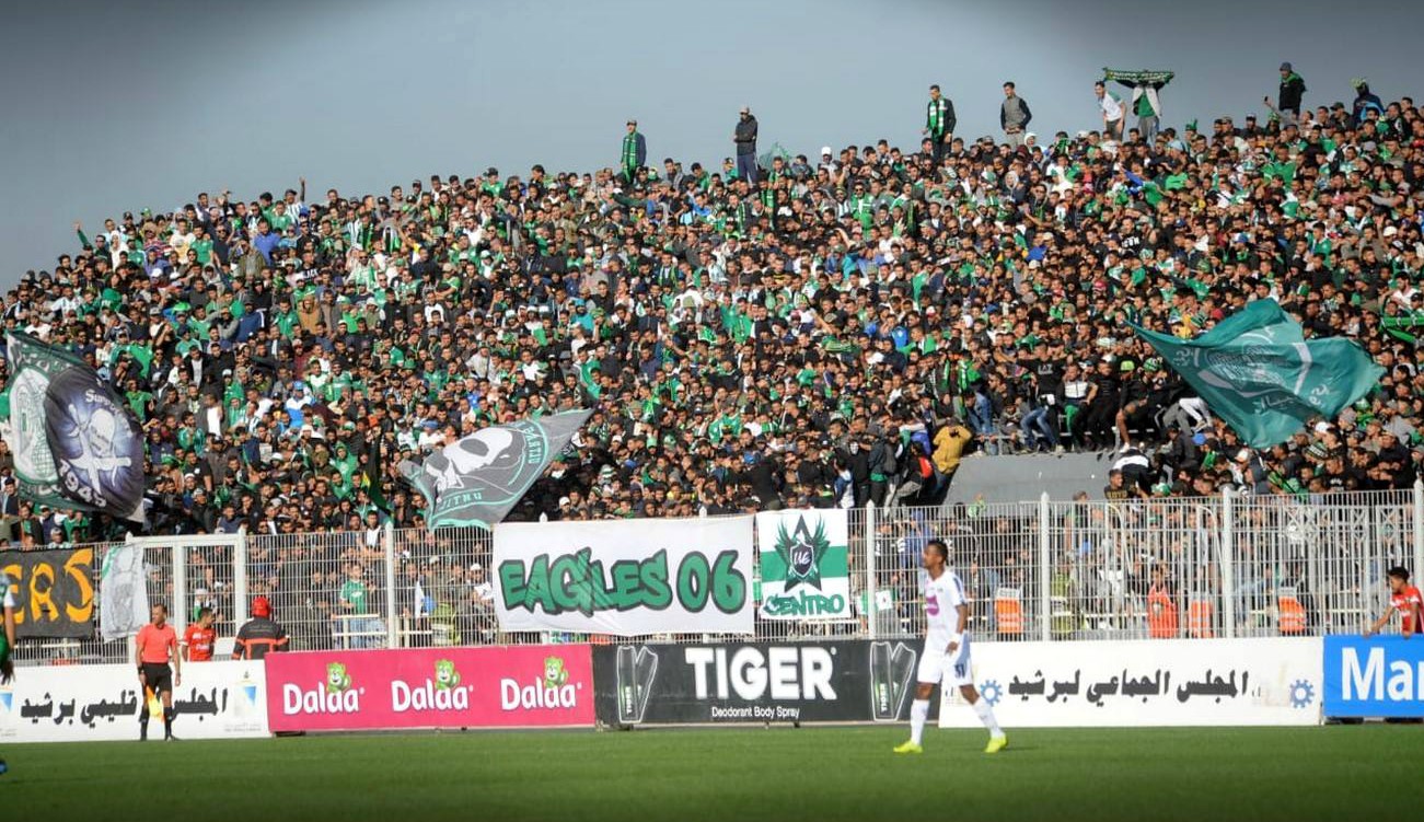 بلاغ جمعيات الجماهير الرجاوية يحذر برمجة مباراة الديربي بمراكش