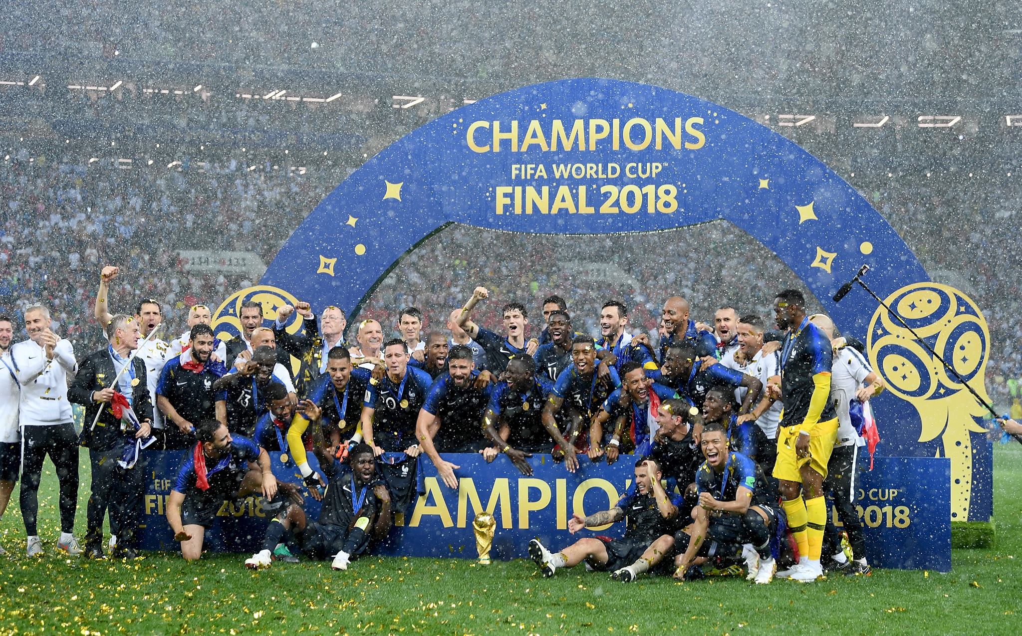 فرنسا توشح لاعبي منتخبها الوطني المتوجين بلقب مونديال روسيا 2018 بوسام جوقة الشرف
