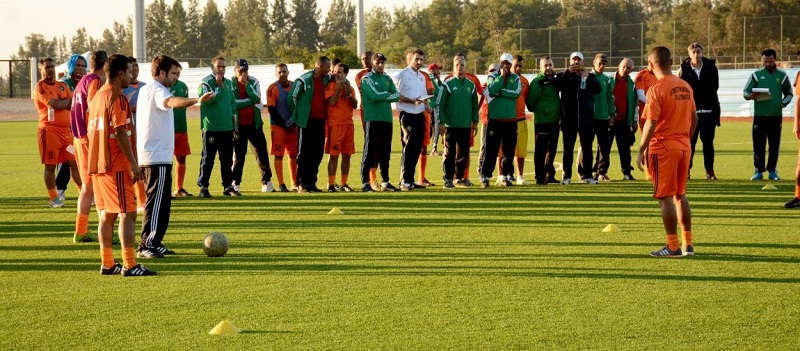 دورة تكوينية على مدى ثلاثة أيام في مجال كرة القدم بمدينة طنجة