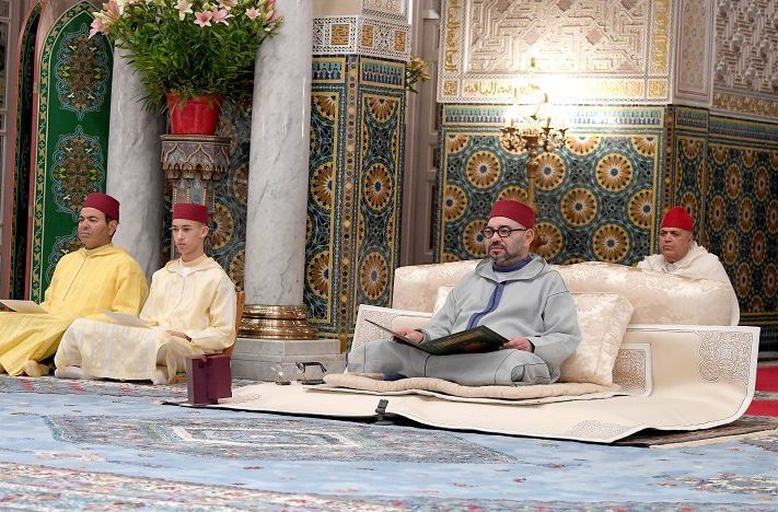 أمير المؤمنين يترأس الدرس الخامس من سلسلة الدروس الحسنية الرمضانية