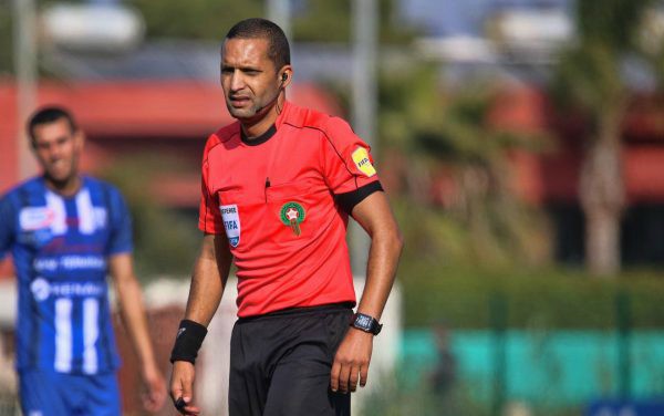 الحكم المغربي رضوان جيد يقود أولى مباريات الربع النهائي للكان