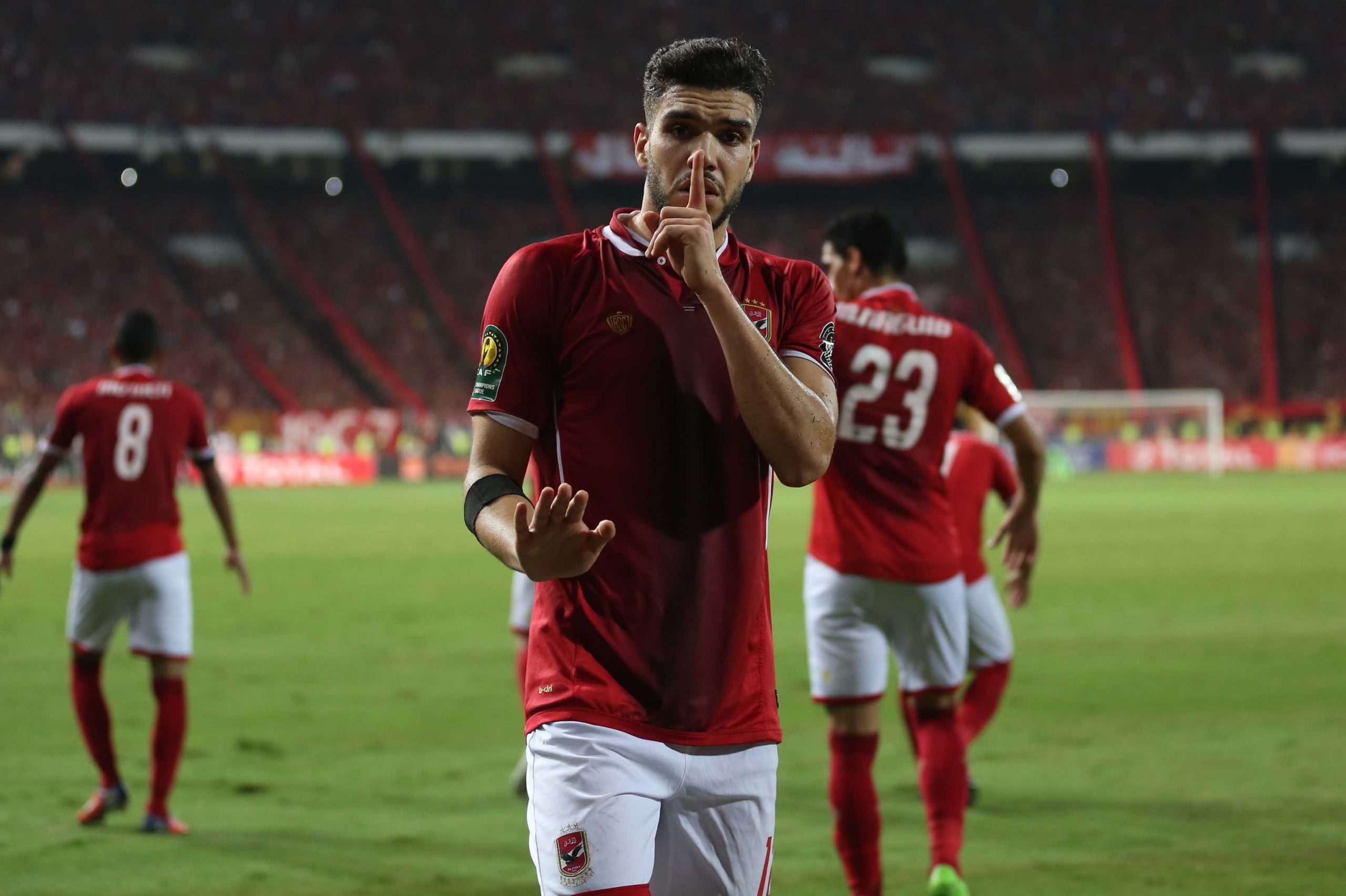 وليد ازارو يقود الأهلي لفوز ساحق وبنشرقي يتألق مع الزمالك