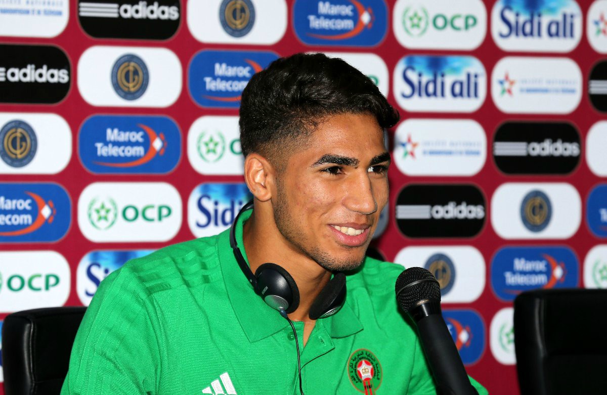 جوائز الكاف 2019 .. الدولي المغربي أشرف حكيمي ضمن قائمة أفضل لاعب شاب في إفريقيا