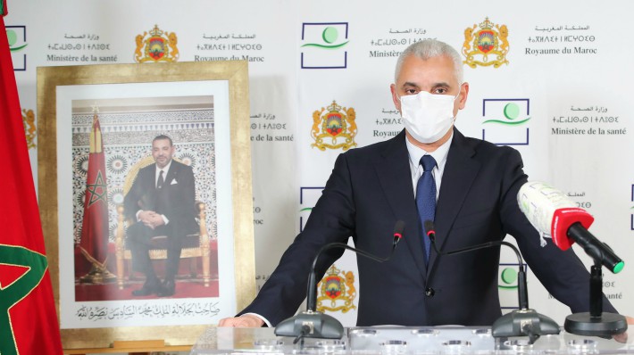 كوفيد-19 .. آيت الطالب يشدد على إلزامية ارتداء الكمامة الواقية للحد من انتشار الفيروس