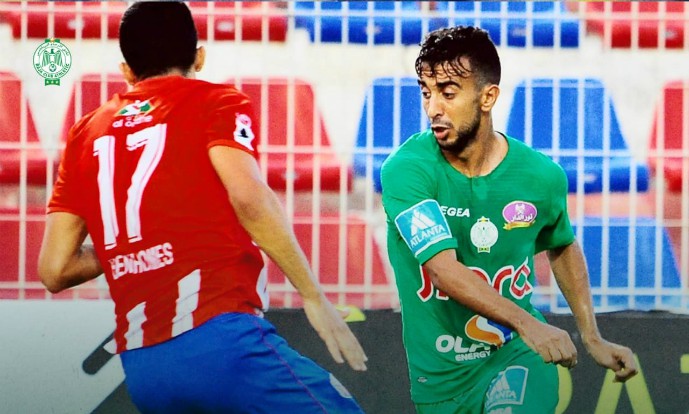 الرجاء البيضاوي يتعادل سلبا مع مضيفه المغرب التطواني وينفرد بالمركز الثاني