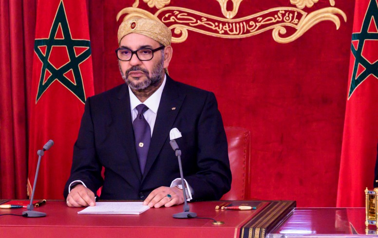 جلالة الملك .. إذا استمرت الإصابات في الإرتفاع ، قد توصي اللجنة العلمية المختصة بإعادة الحجر الصحي، بل وزيادة تشديده