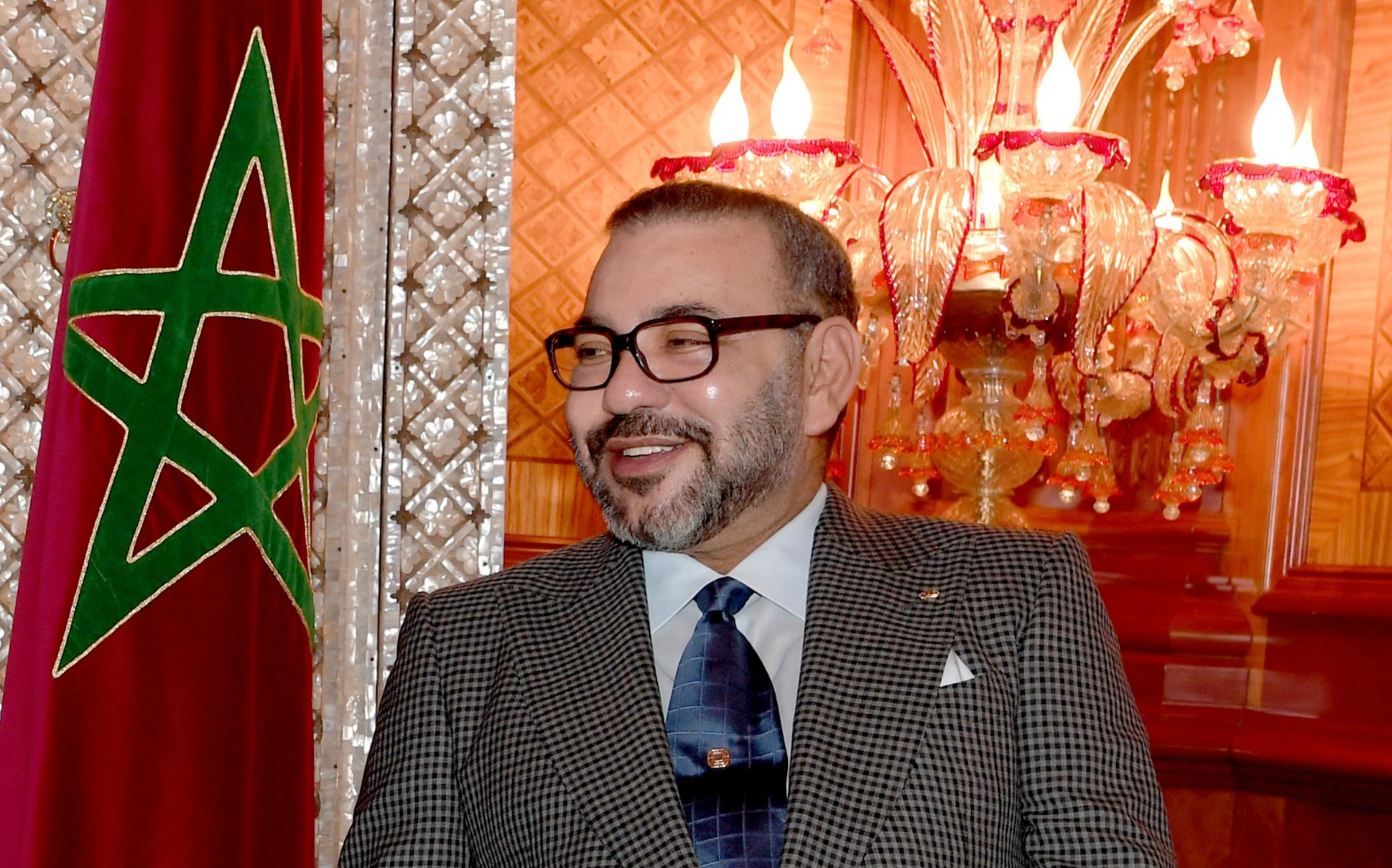 برقية تهنئة من جلالة الملك إلى أعضاء نادي النهضة البركانية لكرة القدم بعد تتويج الفريق بلقب كأس الكونفدرالية الافريقية