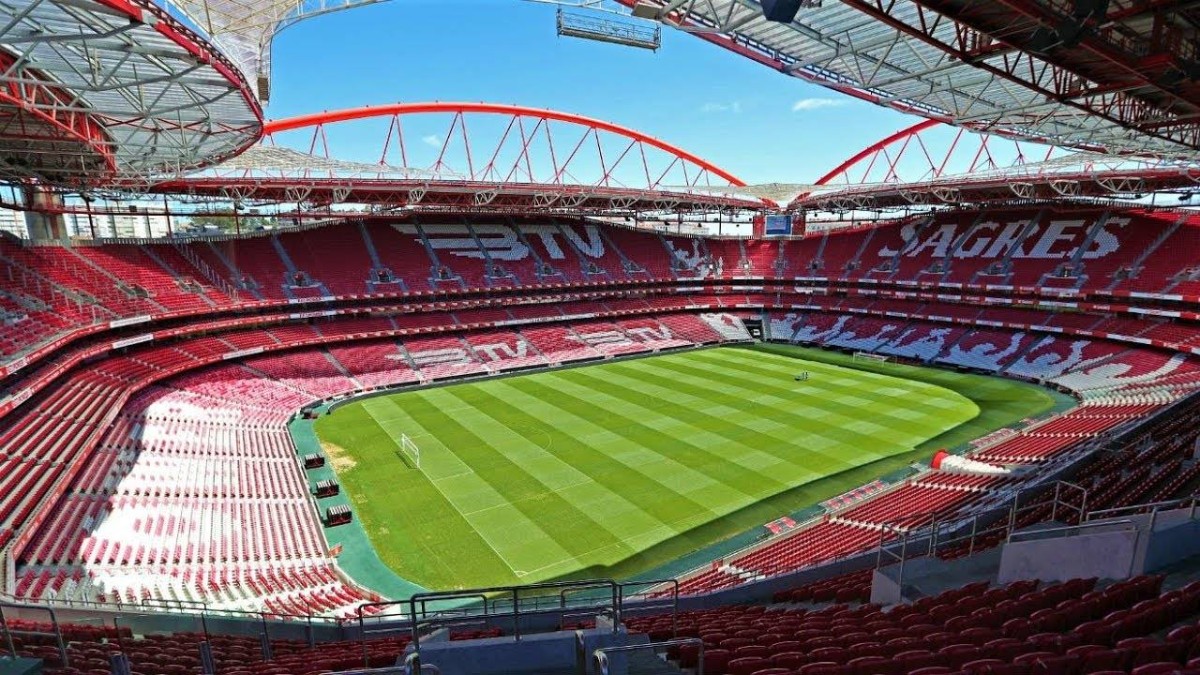دوري أبطال أوروبا .. فيروس كورونا يؤرق فريق دينامو كييف قبل لقاء برشلونة
