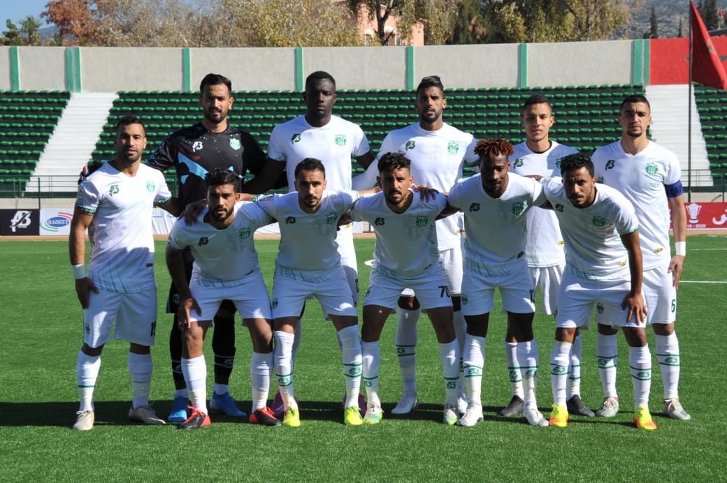 فريق رجاء بني ملال يضرب بقوة ويتأهل لثمن كأس العرش