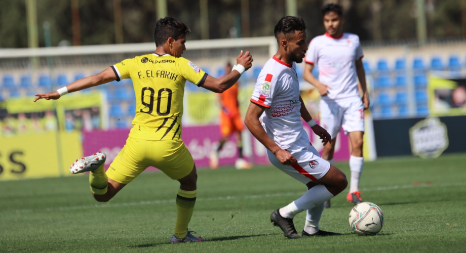 فريق المغرب الفاسي يتعادل بميدانه مع فريق الفتح الرياضي (1-1)