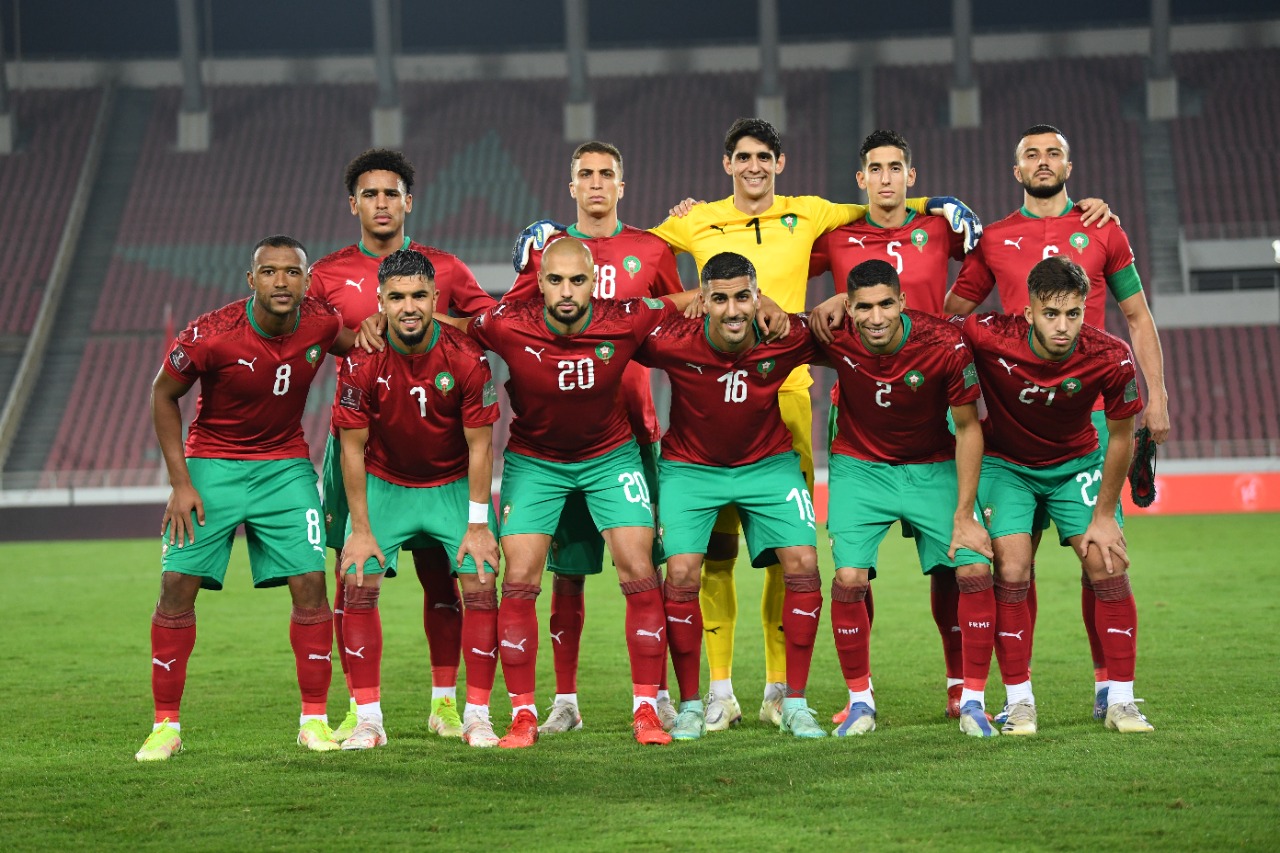 المنتخب الوطني المغربي يتأهل رسميا إلى الدور الإقصائي الحاسم عقب فوزه على نظيره الغيني (4-1)