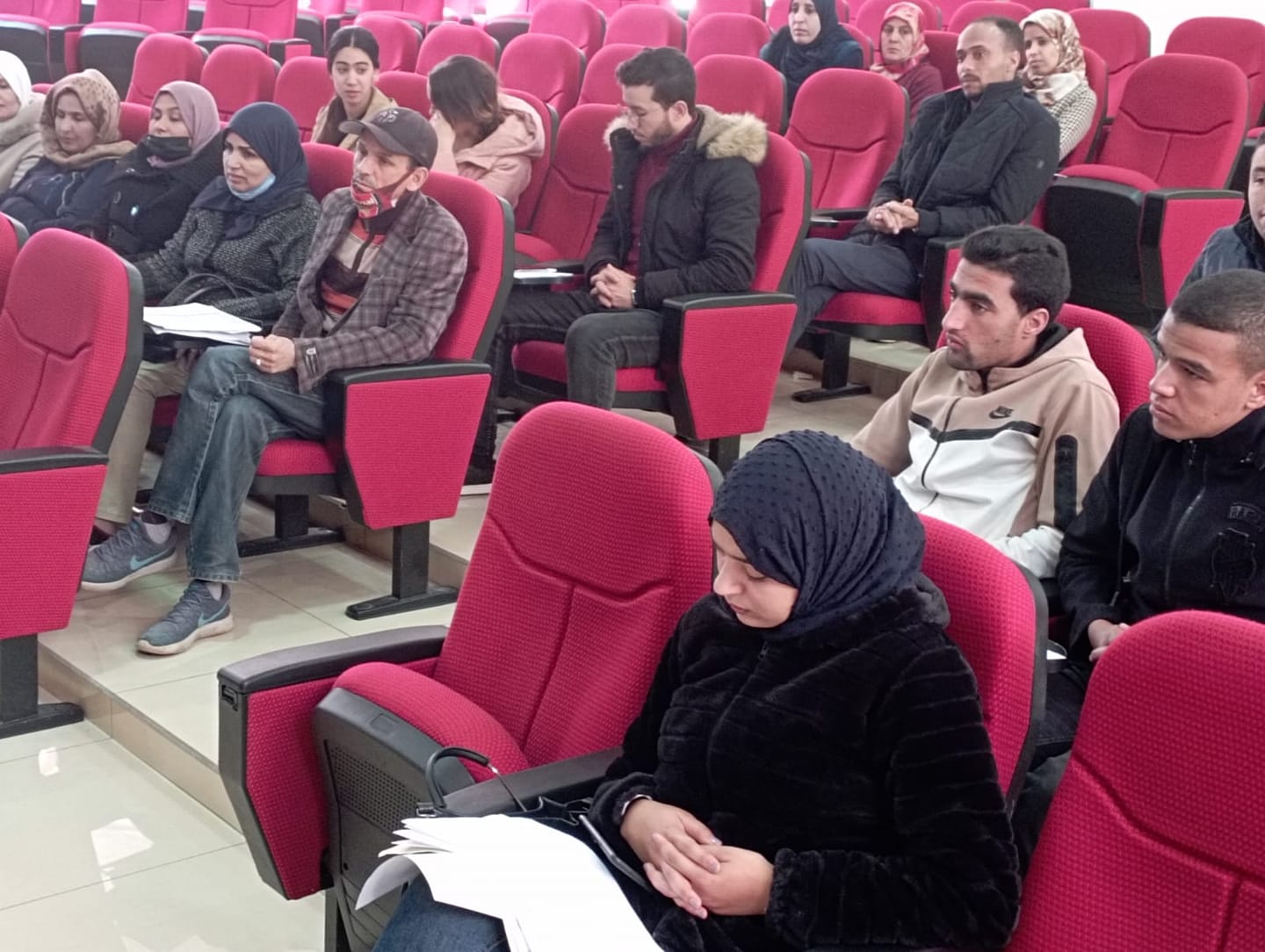 غرفة التجارة والصناعة والخدمات لبني ملال خنيفرة تنظم حصة التكوينية لفائدة الشباب حاملي المشاريع