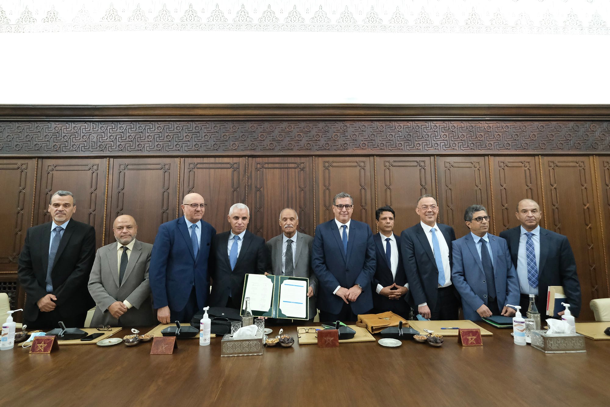 الحوار الاجتماعي .. توقيع اتفاق بين الحكومة وجميع النقابات الممثلة في قطاع الصحة