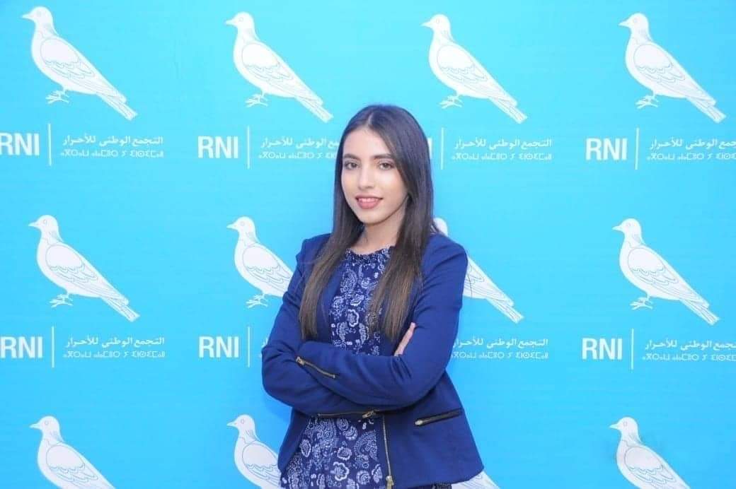 زينب فوزي حمامة تجمعية تحلق بثبات في الآفاق