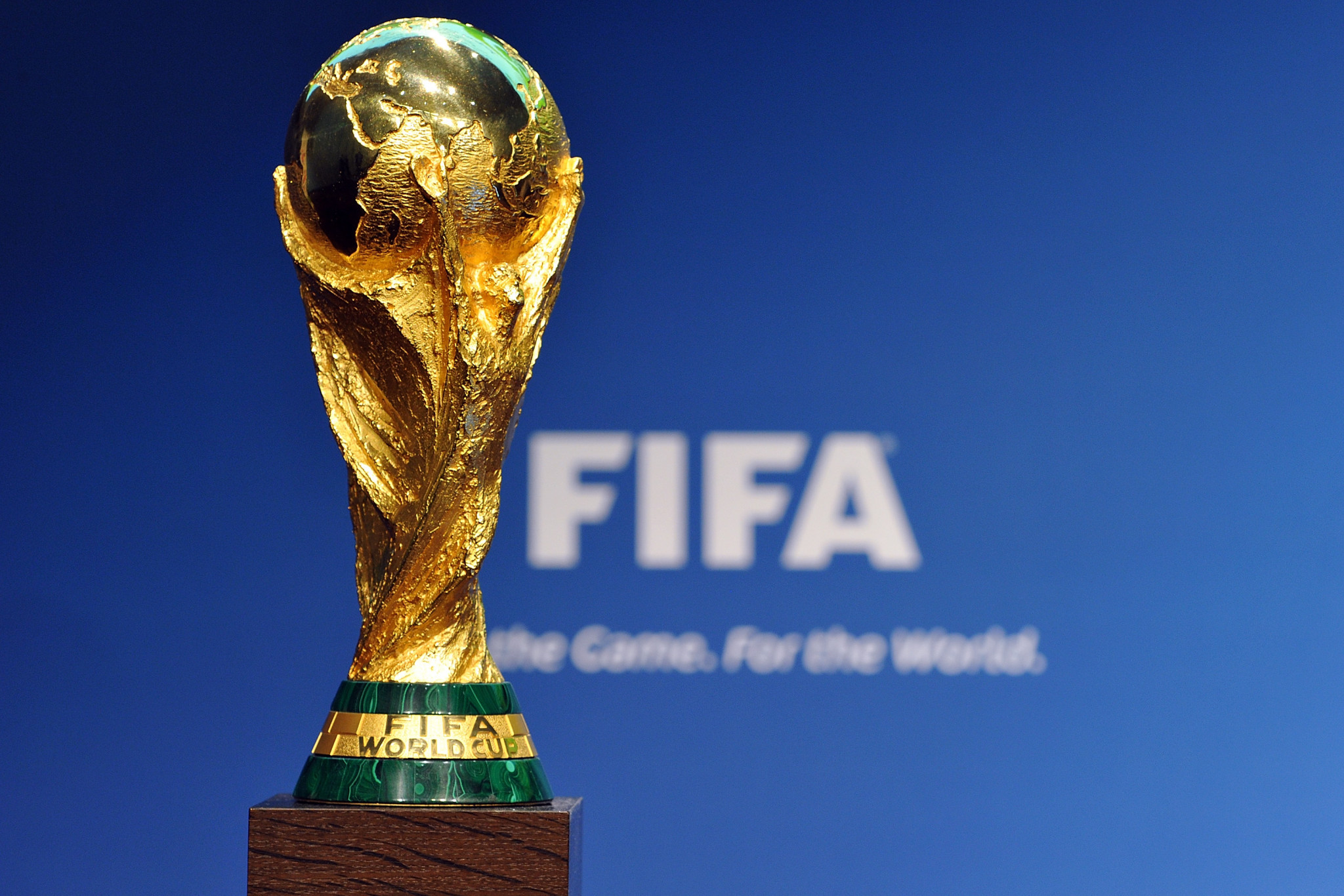 إستبعاد روسيا من كأس العالم لكرة القدم على خلفية النزاع مع أوكرانيا (فيفا)