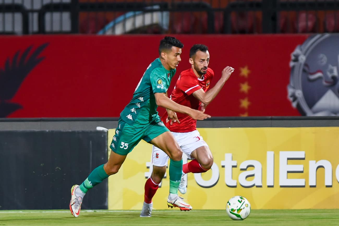 دوري ابطال افريقيا ( ذهاب ربع النهائي) .. فريق الرجاء الرياضي ينهزم امام مضيفه الأهلي المصري ( 2-1 )