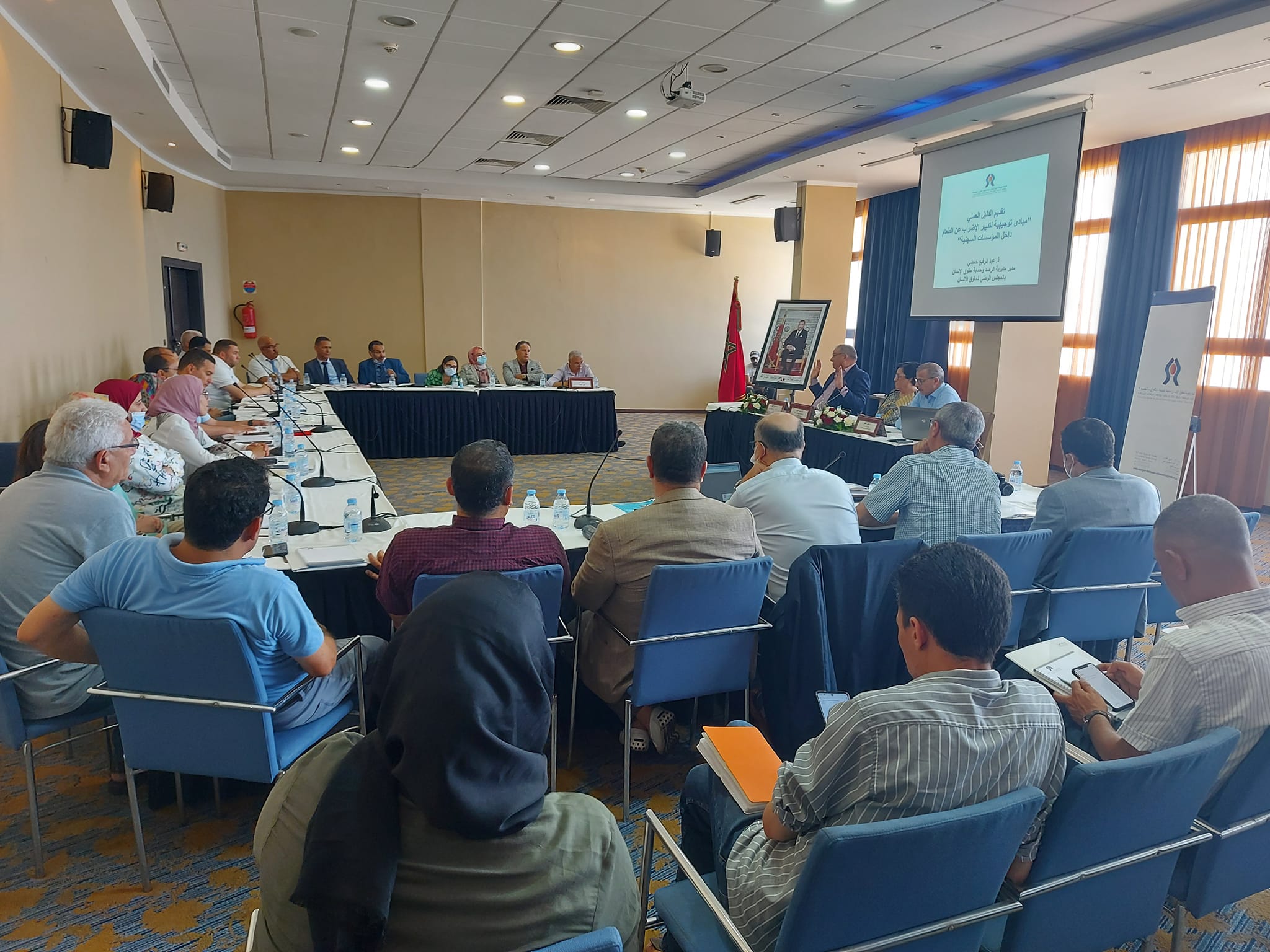 طنجة .. تقديم دليل ” تدبير الإضراب عن الطعام بالمؤسسات السجنية ”
