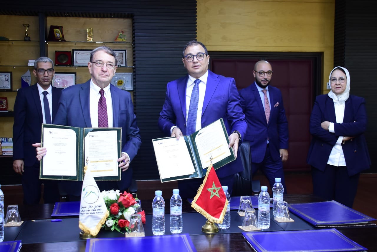 بني ملال .. توقيع مذكرة تفاهم بين مشروع التنمية الاجتماعية والاقتصادية المندمجة للوكالة الأمريكية للتنمية الدولية والمجلس الجهوي