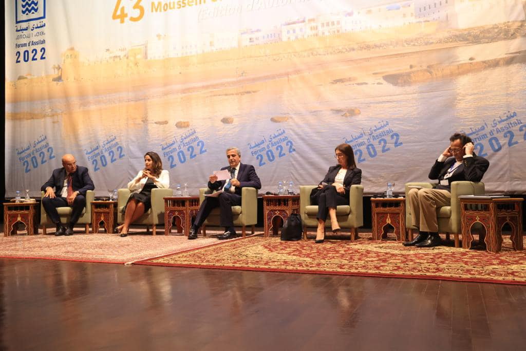 موسم أصيلة .. مسؤولون حكوميون وخبراء مغاربة وأجانب يناقشون تأثير الطاقة على التوازنات السياسية والاقتصادية الدولية